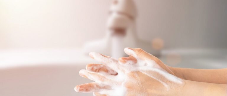 Pathogenic bacteria exist in 92% of hand sanitizers. Are your hands really washed clean?